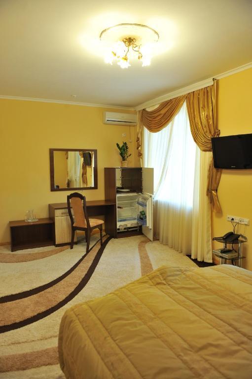 צ'רנוביץ Andinna Hotel מראה חיצוני תמונה